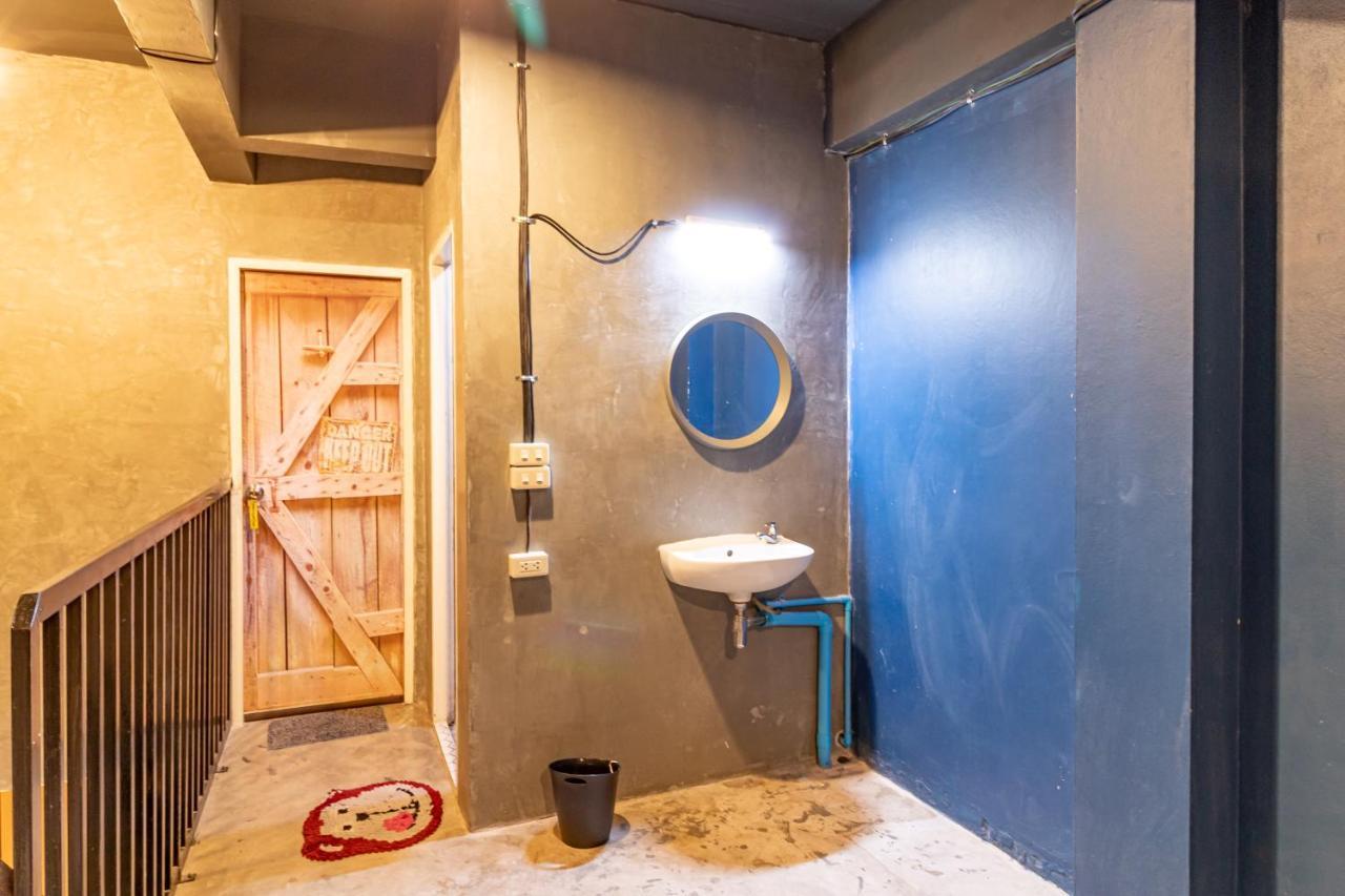 The Beds Ever Hostel (Adults Only) Bangkok Zewnętrze zdjęcie