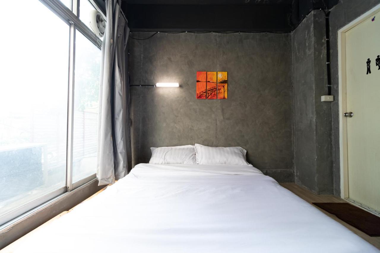 The Beds Ever Hostel (Adults Only) Bangkok Zewnętrze zdjęcie